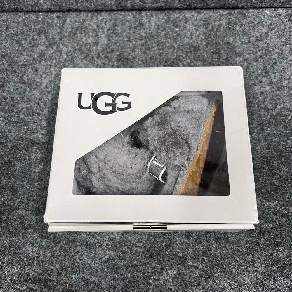 UGG Kids' Fluff Yeah Slide Slipper Size 2/3